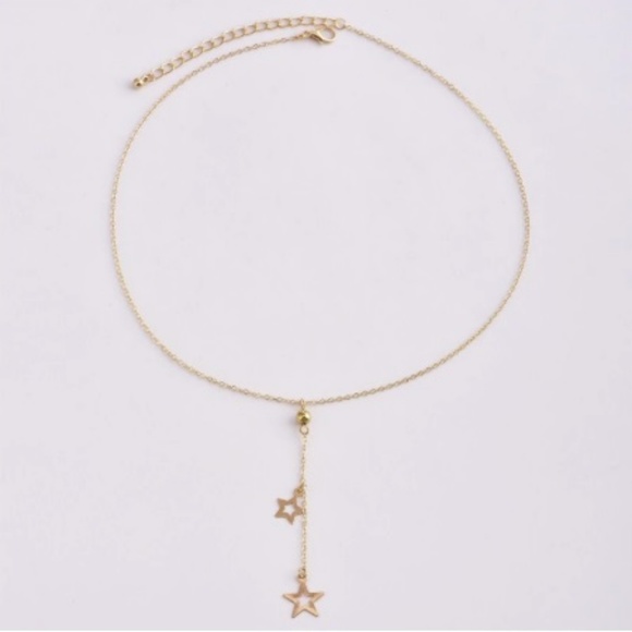 Gold Star Pendant Necklace - Picture 5 of 6